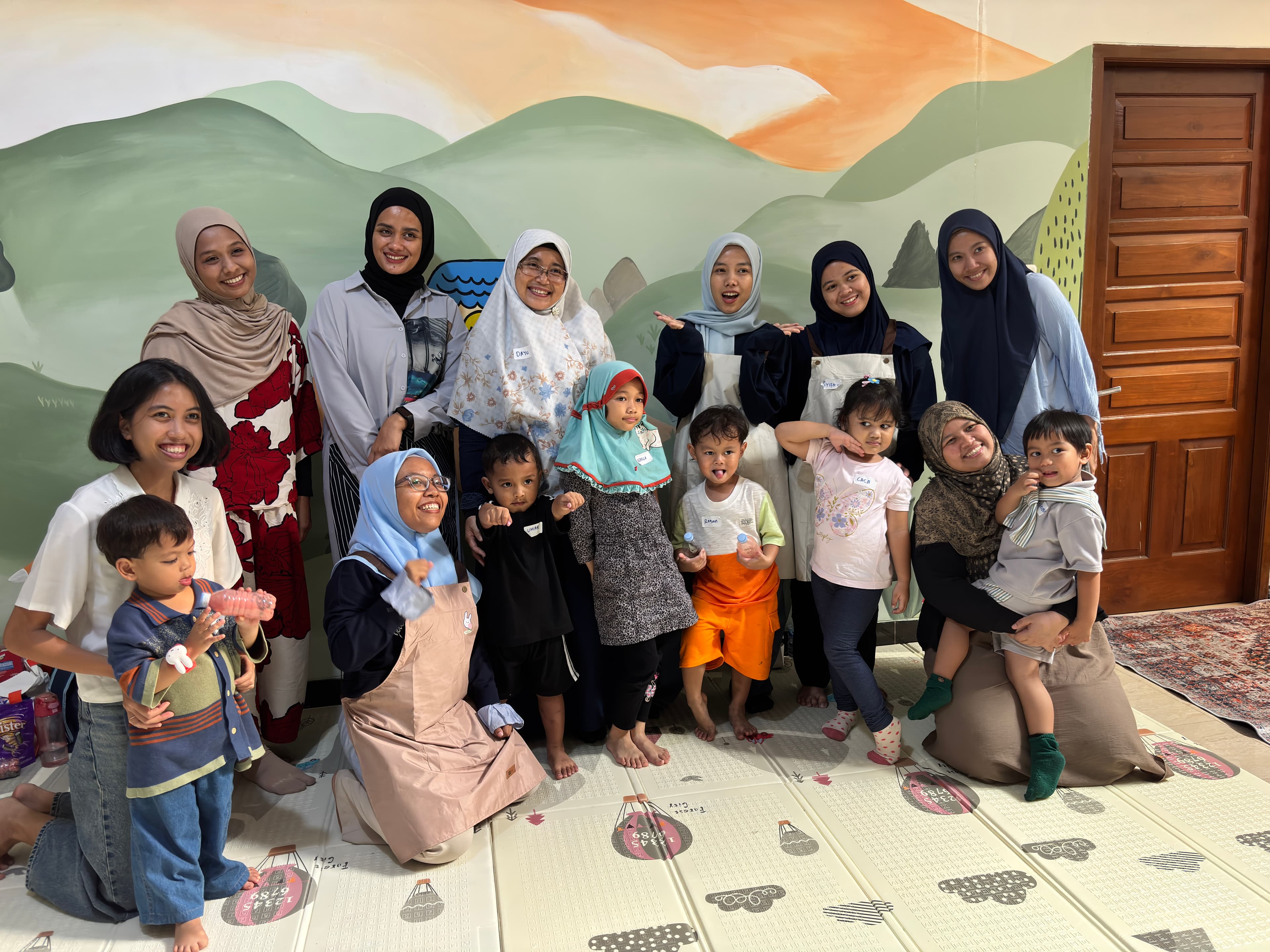 Ruang belajar anak yang hangat dan tertata